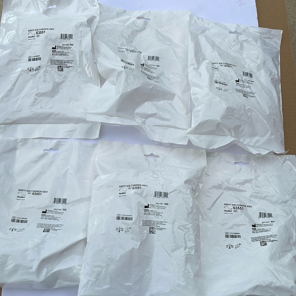 ResMed Airfit N20 cushion size medium (#6355) Total of 6.